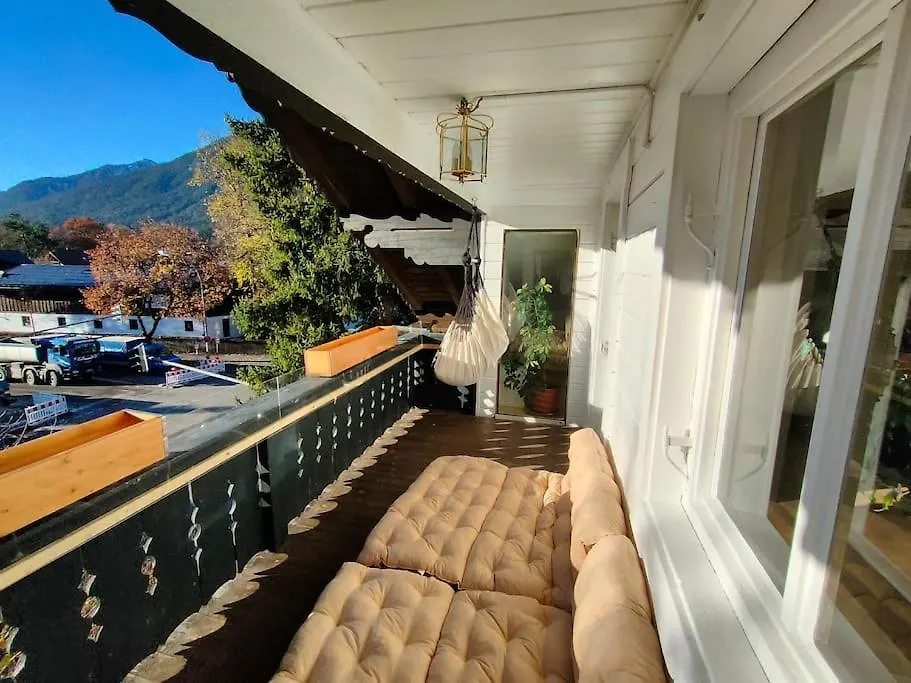 Apartment Gemuetlicher Alpspitzblick Garmisch-Partenkirchen Germany